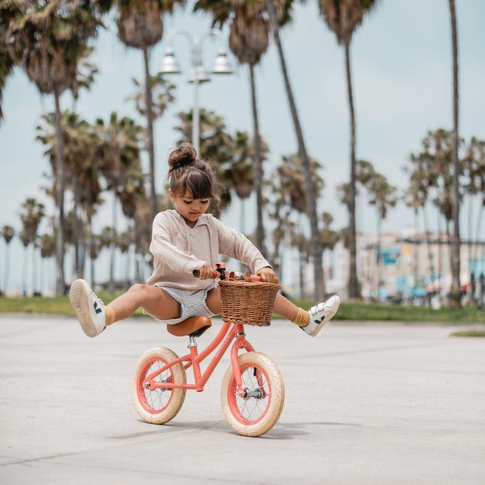 Bicicleta de Equilíbrio First Go Coral