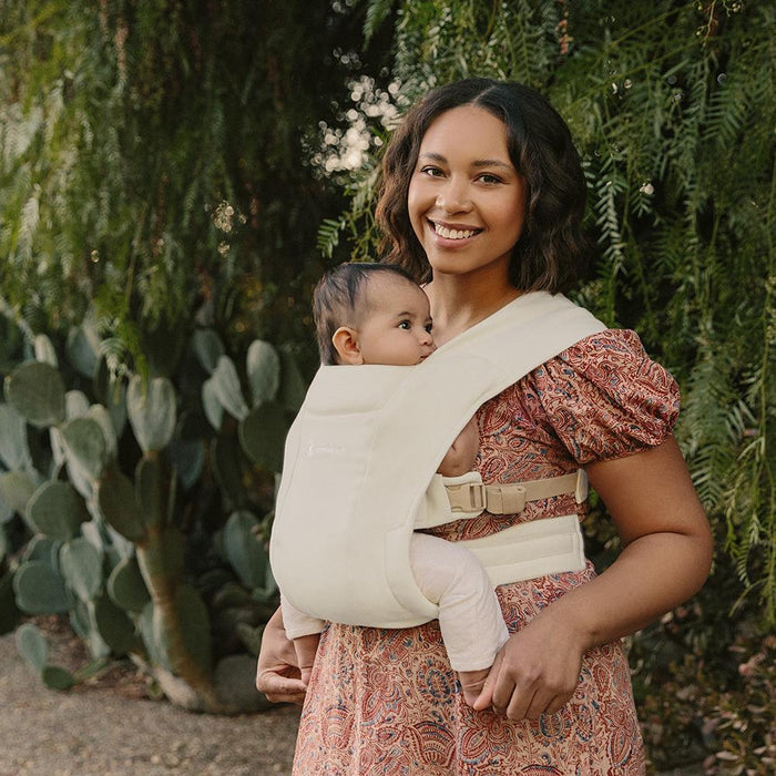 Ergobaby Embrace Knit Cream Baby Carrier