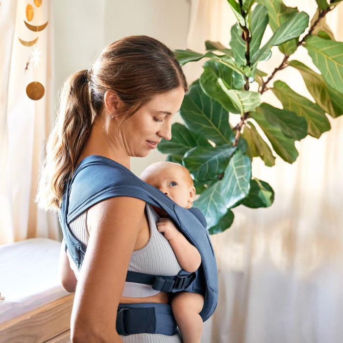 Ergobaby Mochila Porta Bebé Embrace Air Mesh Azul