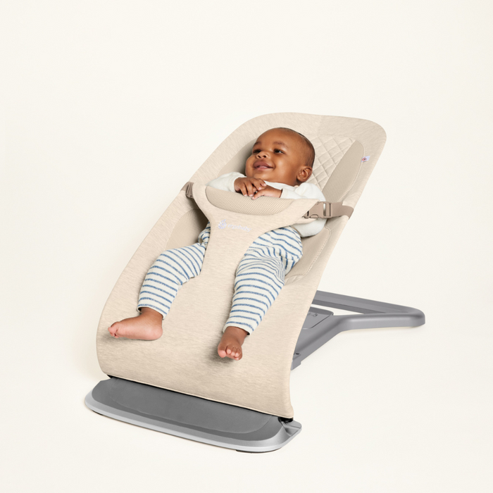 Tumbona Ergobaby Evolve Crema