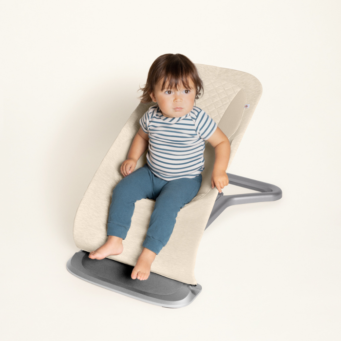 Tumbona Ergobaby Evolve Crema