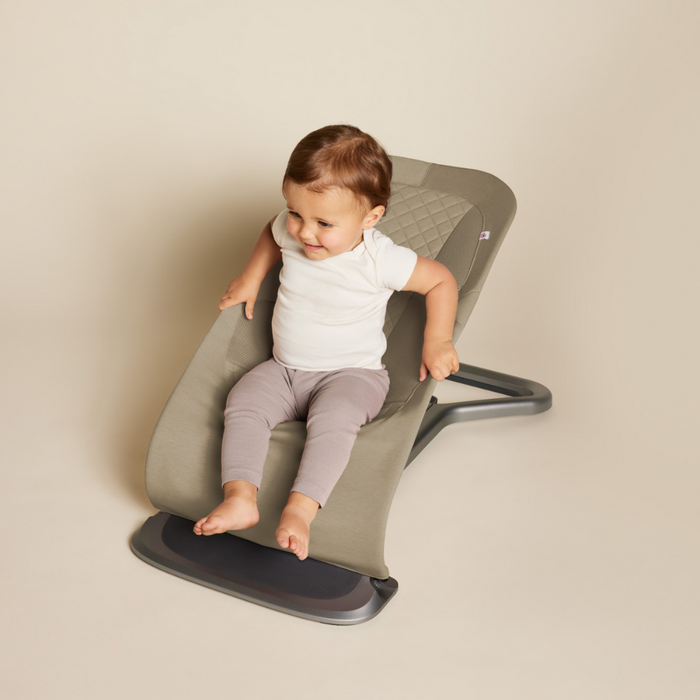 Espreguiçadeira Ergobaby Evolve Soft Olive