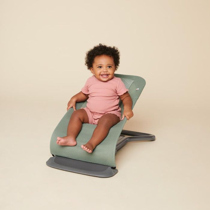 Ergobaby Evolve Mesh Sage Lounger