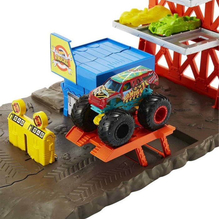 Monster Trucks Blast Station Set