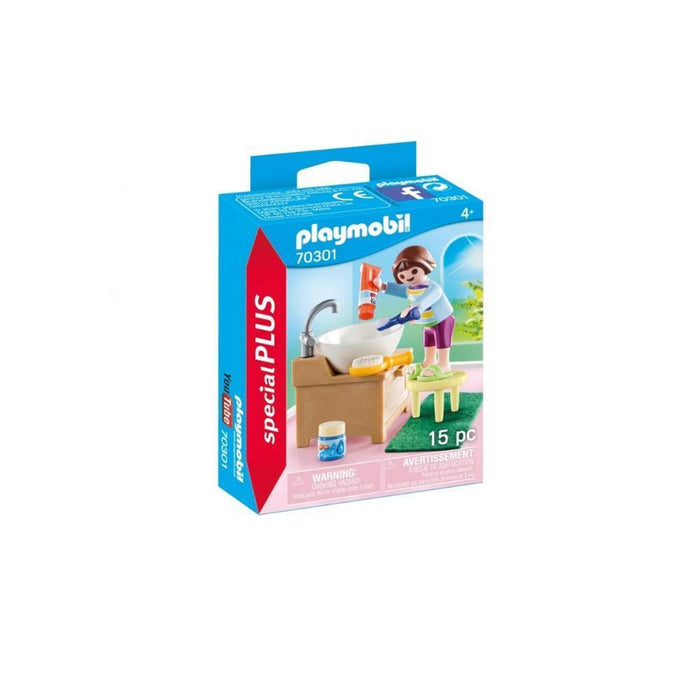 Playmobil SpecialPlus Menina com Lavatório