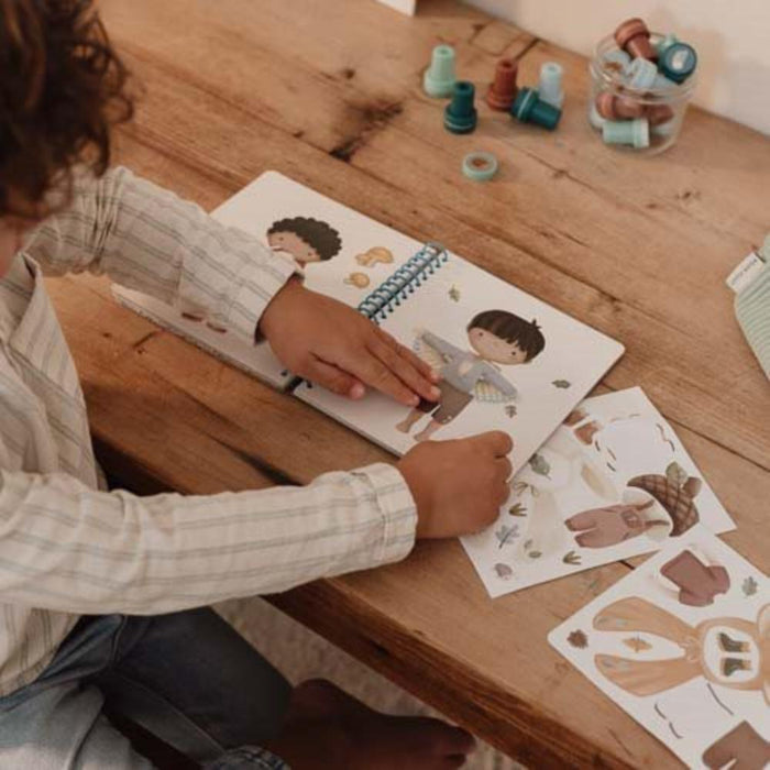 Livro Dress Me Up Jim & Friends Forest Friends