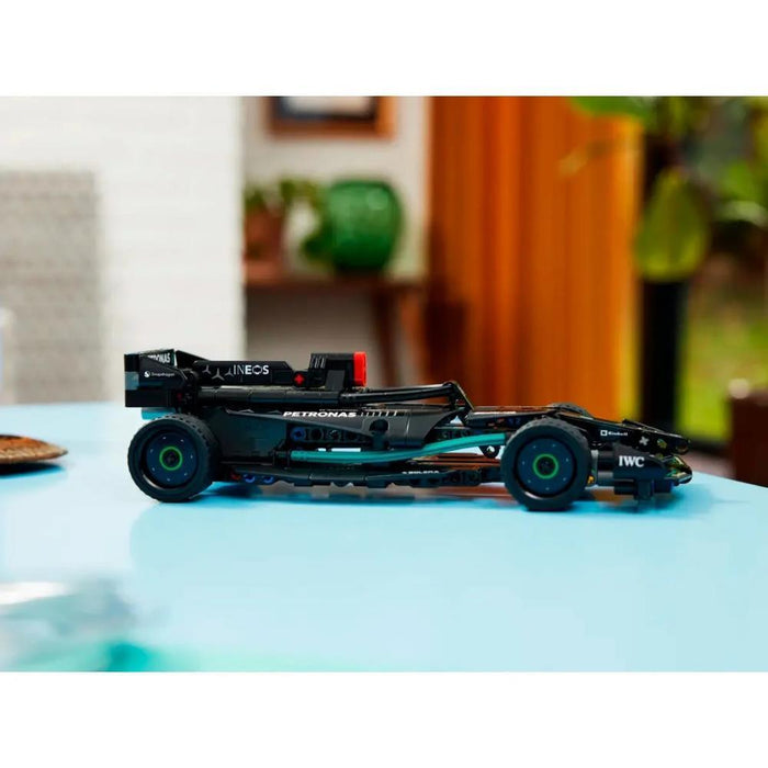 Lego Technic Mercedes-AMG F1 W14 Performance Pull-Back 240 Peças